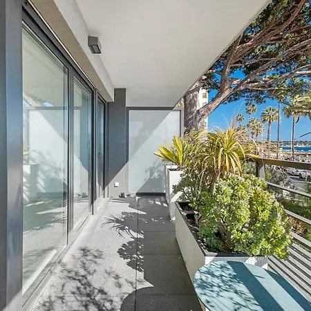 Front De Bayside 2p Garage * Antibes